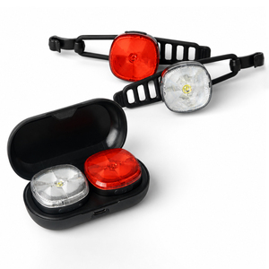 ไฟจักรยาน LED พกพา 300LM IPX5 กันน้ำ วัสดุ ABS ชาร์จไฟได้ผ่านพอร์ต Type-C ชุดไฟหน้า-ไฟท้าย พร้อมกล่องชาร์จ 5 โหมด สำหรับกลางคืน - Product Image 1