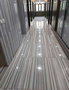 Piastrelle in Marmo Bianco Equatoriale Naturale con Venature Grigie Lineari, Lastra in <span class=keywords><strong>Pietra</strong></span> per Pavimenti e Pareti <span class=keywords><strong>di</strong></span> Lusso in Lobby Commerciali - Product Image 1