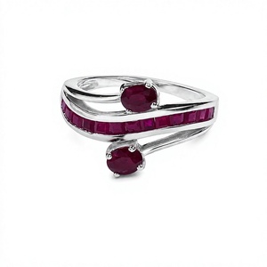 Anillo de Plata de Ley 925 con Gema de Rubí y Engaste de Canal, con Piedras Ovaladas Engastadas en Puntas, Joyería Clásica de Compromiso para Mujer - Product Image 1