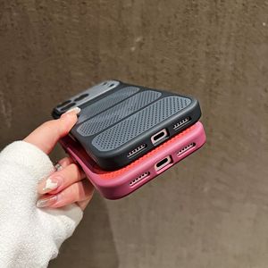 Funda Magnética de Malla Transpirable y Disipadora de Calor para iPhone 18 17 16 15 14 13 12 Pro Max, Funda Texturizada Resistente a Caídas - Product Image 5