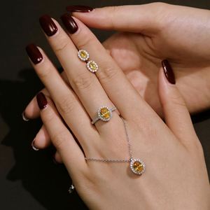 Aretes de Plata de Ley 925 con Baño de Rodio, Diseño Clásico Dylam, Forma Ovalada, con Circonita Cúbica 5A, para Mujer - Product Image 2
