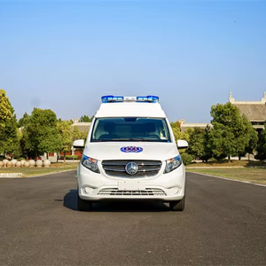 Nouvelle petite ambulance à quatre roues motrices, prix de la petite voiture ambulance en Chine - Product Image 1