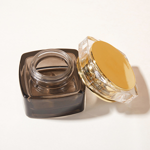 Juego <span class=keywords><strong>de</strong></span> Botellas y Frascos Cosméticos <span class=keywords><strong>de</strong></span> Vidrio <span class=keywords><strong>de</strong></span> Lujo Personalizados, 30ml/90ml/110ml/50g, Botella Cuadrada para Loción/Suero con Bomba y Tapa Dorada - Product Image 4