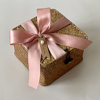Panier cadeau en jonc de mer tressé à la main avec couvercle, boîte de rangement décorative pour cadeaux de mariage et organisation de la maison