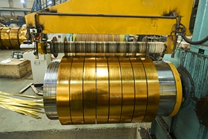 Bobine d'acier galvanisé prélaqué PPGI, bobine d'acier revêtue de couleur <span class=keywords><strong>RAL</strong></span>, bande d'acier PPGI pour matériaux de plafond métallique de construction - Product Image 3