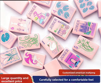 Jeu de Mahjong transfrontalier de style européen et américain pour 4 joueurs ; Tuiles en acrylique à quatre couches et blocs de couleur, mélangeées à la main aux États-Unis, avec boîte en carton