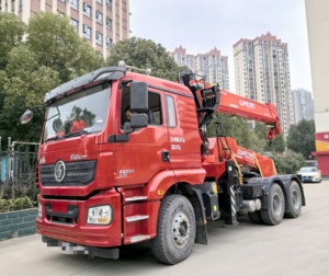 رافعة شاحنة نصف مقطورة هيدروليكية من شاكمان زوملايون، وحدة جر، رافعة شاحنة بقدرة رفع 50 كيلو نيوتن.متر للنقل في الموانئ والمناجم - Product Image 1