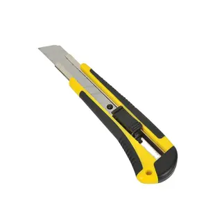 <span class=keywords><strong>Couteau</strong></span> utilitaire artisanal de 18 mm à prix raisonnable, mignon et tendance, avec manche en plastique et lame en acier au carbone - Product Image 1