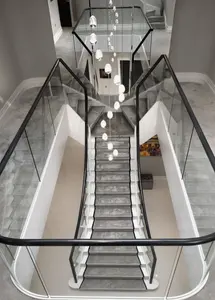 כוח וסגנון בשילוב לחקור מדרגות פלדה מדרגות ישר מתכת בעיצוב מודרני ועמיד