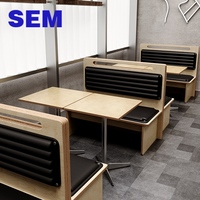 Ensemble de table et chaises de salle à manger en acier inoxydable avec panneaux en bois de qualité OEM SEM pour centre commercial, club, café, restaurant, école, hôtel