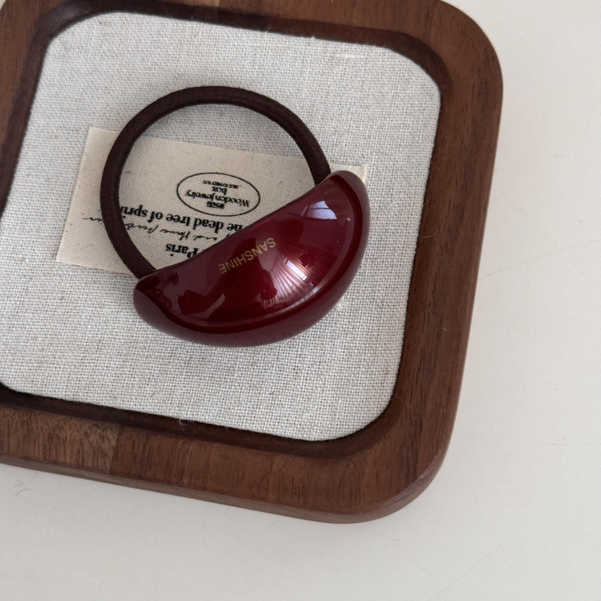 สีน้ำตาล