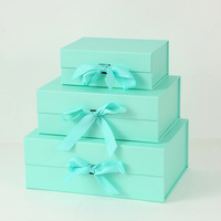 Emballage de parfum, boîte rigide magnétique avec matériaux recyclés, laminage mat, gaufrage, revêtement UV, design personnalisé
