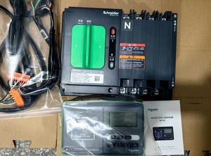 Commutateur de transfert automatique à double alimentation <span class=keywords><strong>Schneider</strong></span> Wotpc114s3 4P 32A H Contrôleur - Product Image 1