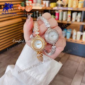 Montre connectée ultra-luxe élégante ultra-fine pour femme avec suivi de l'oxygène sanguin - Product Image 1