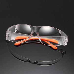 للبيع بالجملة نظارات السلامة PPE لحماية العين CE EN166 مضادة للخدش ومضادة للضباب وعدسة شفافة تعمل بالضوء نظارات أمان واقية للعمل - Product Image 6