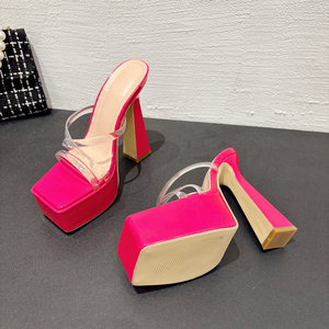 ลดราคาสุดฮอต ซัมเมอร์ 2024 รองเท้าส้นสูงแบบใส สายไขว้ ดีไซน์เซ็กซี่ ส้นหนา - Product Image 1