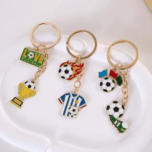 Llaveros de Aleación de Zinc Estilo Caricatura para Eventos Deportivos y Aficionados al Fútbol - Regalo Promocional con Adorno de Balón de Fútbol - Product Image 2