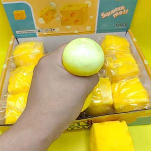 Hot-Bán Quảng Trường Mini Pho Mát Bóp Sáng Tạo Ultra-Mềm Chậm Phục Hồi Căng Thẳng Cứu Trợ Đồ Chơi Cảm Giác Đồ Chơi Cho Cảm Xúc làm dịu - Product Image 4