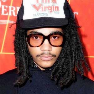 Gafas de Sol Personalizadas con Logotipo Vintage para Hombre y Mujer, Gafas de Sol Cuadradas Irregulares con Lentes Degradadas y Protección UV400 - Product Image 3