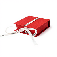 Boîte à bijoux en carton recyclable à rabat en forme de livre, épaisseur 1 mm, avec ruban décoratif, impression quadrichromie estampée, pour bagues