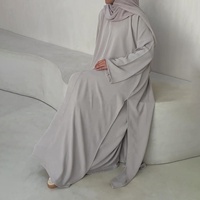 Maßgeschneidertes Medina Seide Sport-Tunika 2-teiliges Abaya-Set mit Rock Bescheidenes Muslimisches Damenkleid Islamisches Eid Ramadan Großhandel Geschlossene Abaya