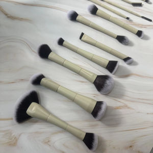 ชุดแปรงแต่งหน้า 12 ชิ้น ยี่ห้อ YRX ระดับมืออาชีพ ขนแปรงสังเคราะห์คุณภาพสูง ปลายแปรงสองด้าน สำหรับคอนซีลเลอร์ รับทำโลโก้ อุปกรณ์เสริมความงาม - Product Image 2