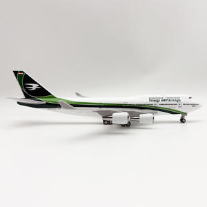 Modelo de Avión de Resina <span class=keywords><strong>Boeing</strong></span> <span class=keywords><strong>747</strong></span>-<span class=keywords><strong>400</strong></span> de Iraqi Airways a Escala 1/200 de 30 cm con Tren de Aterrizaje, Coleccionable - Product Image 3