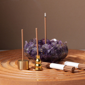 Portaincenso in Resina con Cristalli Naturali a Forma di Loto, Bruciatore di Incenso per Casa, Yoga, Meditazione e Decorazione Spirituale - Product Image 5