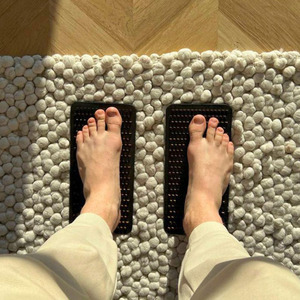 Planche de méditation traditionnelle <span class=keywords><strong>Fakir</strong></span> SDahu en bois massif avec clous en acier pour la tolérance à la douleur et la formation à la concentration Sadhu Board - Product Image 2