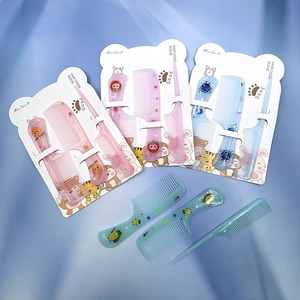 Juego de Peines para Niños con Estampado de Animales de Dibujos Animados, 3 Piezas por Paquete, Peines Antiestáticos de Plástico con Dientes Finos y Cola de Rata para Bebés y Niños - Product Image 1