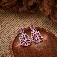2025 laiton zircone arc entrelacé boucles d'oreilles en forme de poire respectueux de la peau bijoux haut de gamme accessoires pour femmes