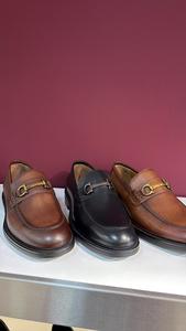 Mocasines de Cuero Genuino para Mujer, Estilo Británico, Punta Redonda, Sin Cordones, con Hebilla Metálica Pulida, para Oficina y Carrera Profesional, con Entresuela de Goma - Product Image 4
