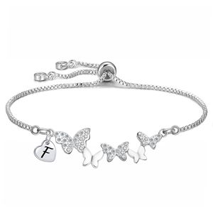 <span class=keywords><strong>Bracciale</strong></span> da donna in acciaio inossidabile <span class=keywords><strong>con</strong></span> cristalli a forma di farfalla e lettera, tono <span class=keywords><strong>argento</strong></span> brillante, catena tennis regolabile, comodo per uso casual o sportivo - Product Image 5