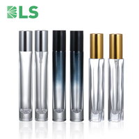 Vente en gros Bouteilles de parfum personnalisées miniatures portables de 10ml en verre dépoli uniques Roller Ball Huile essentielle Roll on Bottle