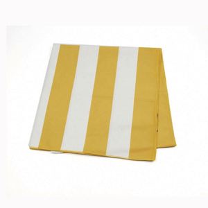 Serviette de plage en microfibre à séchage rapide avec impression numérique personnalisée en gros avec logo - Product Image 1