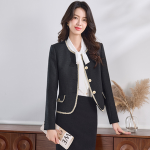 Abrigo de Mujer Xiaoxiangfeng, Nuevo Estilo Elegante para Primavera 2026, Diseño Único y Hermoso, Ideal para el Trabajo - Product Image 3