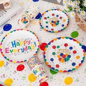 Fête d'anniversaire pour enfants - Assiettes en papier, gobelets en papier, pailles, couteaux, fourchettes, cuillères - Fournitures de décoration de fête, ensemble de vaisselle - Product Image 3