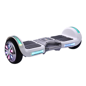 Trottinettes auto-équilibrantes de 6,5 pouces avec éclairage LED, trottinettes électriques à deux roues, planche à roulettes à équilibrage - Product Image 4