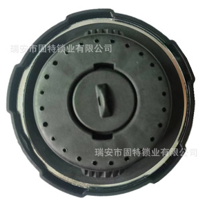 Bouchon de réservoir de carburant diesel en plastique noir pour camions Volvo DAF Renault Mercedes Benz MAN Scania - Product Image 2