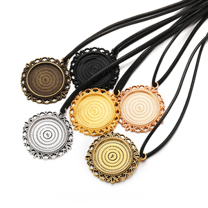 Vòng cổ quyến rũ tự làm thiết lập Cabochon Cameo cơ sở khay bezel trống phù hợp với 25*25mm cabochons đồ trang sức làm 43*38mm <span class=keywords><strong>C74</strong></span> - Product Image 3