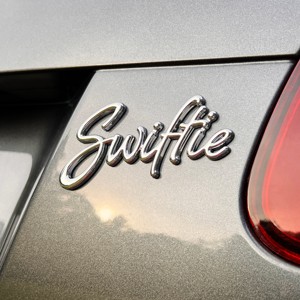 Emblema <span class=keywords><strong>3D</strong></span> in Metallo Personalizzato OEM, Logo per Griglia Auto, Adesivo Laterale <span class=keywords><strong>3D</strong></span> Personalizzato per Auto - Product Image 2