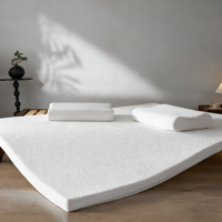 Vente directe d'usine. Mousse à mémoire de forme à récupération lente. Matelas à ressorts à récupération lente pour dortoirs. Matelas en mousse compressée.