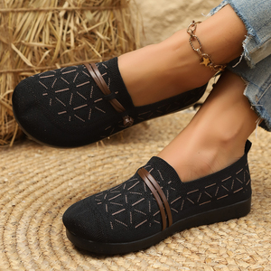 2025 nuevos zapatos planos informales de primavera y verano, <span class=keywords><strong>mocasines</strong></span> sin cordones para mujer, zapatos transpirables para madres de mediana edad y ancianos - Product Image 6