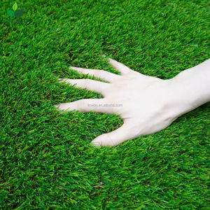 Rouleau de tapis de <span class=keywords><strong>faux</strong></span> <span class=keywords><strong>gazon</strong></span> en forme de C <span class=keywords><strong>doux</strong></span> résidentiel 20mm 30mm 40mm <span class=keywords><strong>gazon</strong></span> artificiel pour jardins toit balcon terrasse chambre - Product Image 3