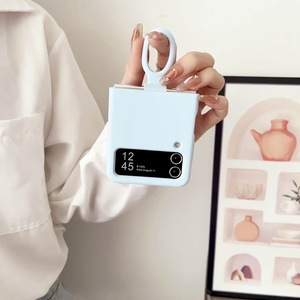 Étui de protection en <span class=keywords><strong>silicone</strong></span> à anneau intégré pour téléphone Samsung <span class=keywords><strong>Z</strong></span> <span class=keywords><strong>Flip</strong></span> 1 2 3 <span class=keywords><strong>4</strong></span> coloré - Product Image 2