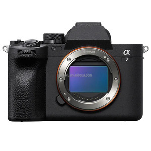 Appareil photo numérique hybride d'occasion <span class=keywords><strong>A7</strong></span> <span class=keywords><strong>IV</strong></span> A7M4, boîtier 33MP Full Frame CMOS, 4K 60p, stabilisation d'image 5 axes (IBIS), autofocus œil en temps réel - Product Image 1