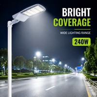 Lampadaire LED durable IP66 240W pour éclairage routier urbain, résidentiel et public extérieur
