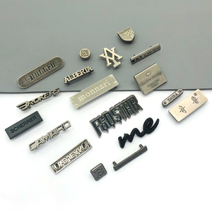 Túi Phụ Kiện Tùy Chỉnh Túi Xách Phần Cứng Khắc Kim Loại Thương Hiệu Logo Tấm Thẻ, Chất Lượng Cao Tùy Chỉnh Kim Loại Logo Nhãn - Product Image 6