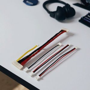 Özel elektronik 2-8 Pin otomatik kablo demeti uygun kablolama otomobiller için çeşitli Pin seçenekleri PVC yalıtımlı bakır kablo - Product Image 3