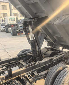Les camions à benne basculante légers Foton à conduite à droite se vendent rapidement - Product Image 5